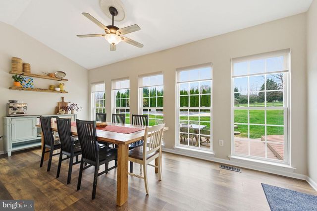 345 WOODCREST RD, West Grove, PA 19390