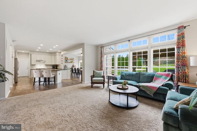 345 WOODCREST RD, West Grove, PA 19390