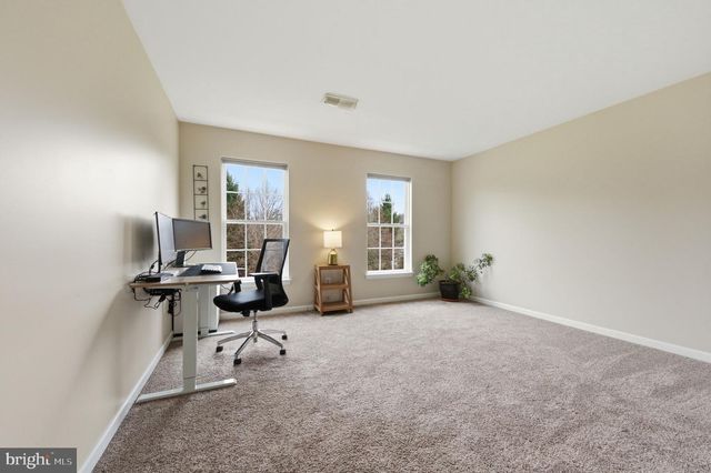 345 WOODCREST RD, West Grove, PA 19390