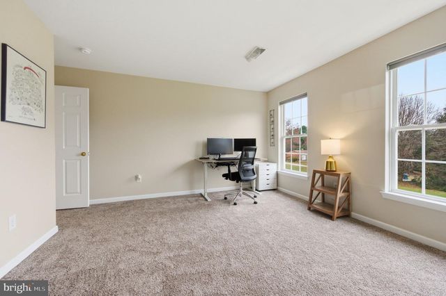 345 WOODCREST RD, West Grove, PA 19390