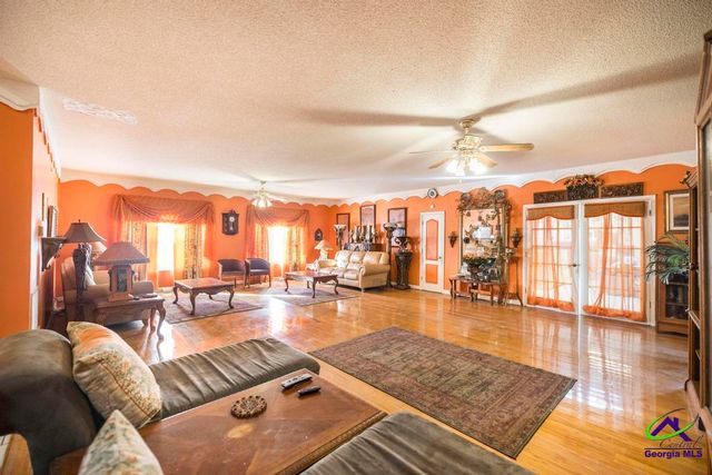 133 Gates Rd, Lizella, GA 31052