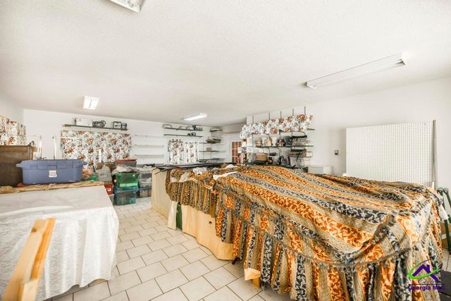 133 Gates Rd, Lizella, GA 31052