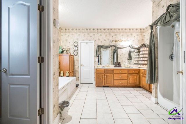 133 Gates Rd, Lizella, GA 31052