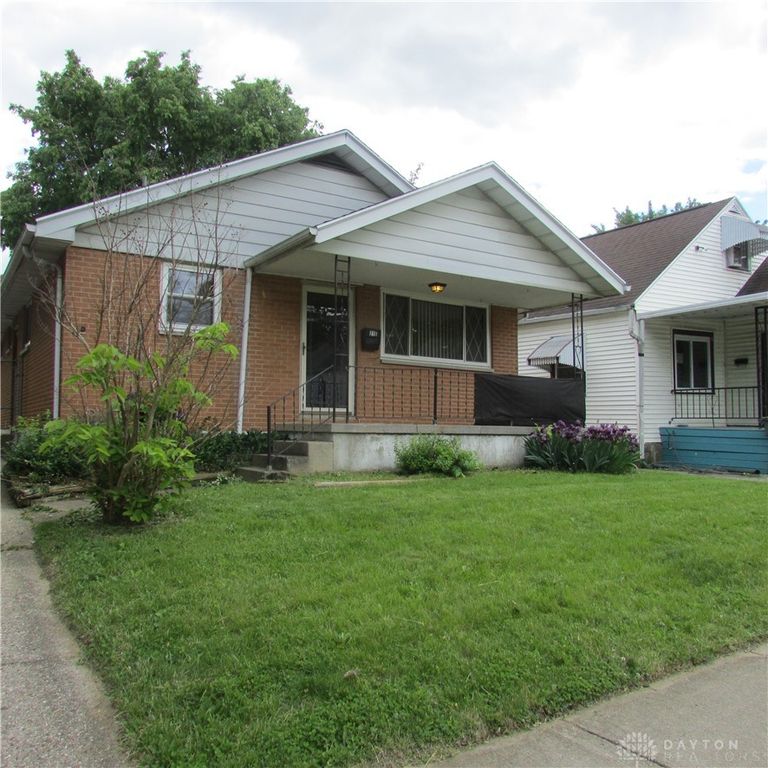 218 E Parkwood Drive, Dayton, OH 45405