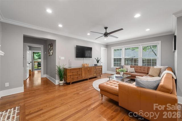 1921 Cumberland Avenue, Charlotte, NC 28203