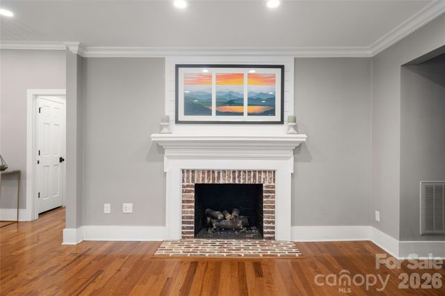 1921 Cumberland Avenue, Charlotte, NC 28203