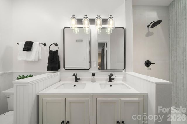 1921 Cumberland Avenue, Charlotte, NC 28203