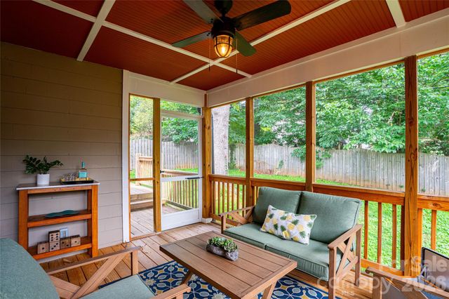 1921 Cumberland Avenue, Charlotte, NC 28203