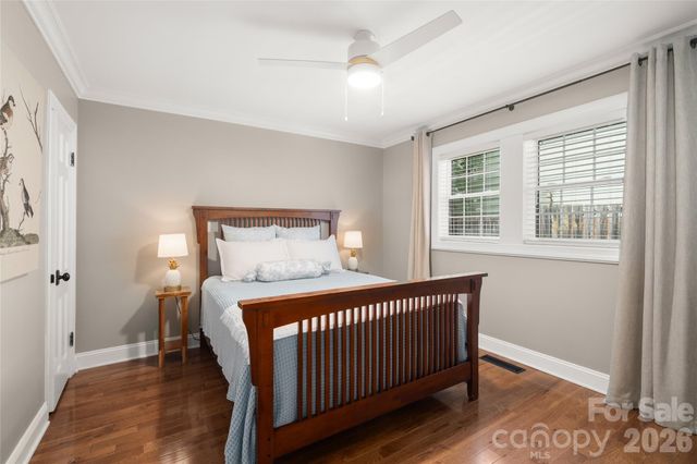 1921 Cumberland Avenue, Charlotte, NC 28203