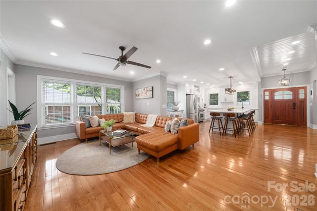 1921 Cumberland Avenue, Charlotte, NC 28203
