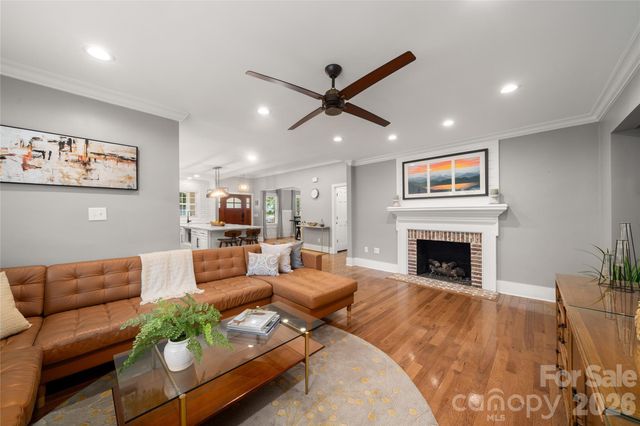 1921 Cumberland Avenue, Charlotte, NC 28203