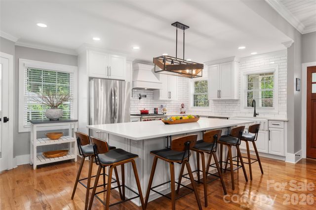1921 Cumberland Avenue, Charlotte, NC 28203