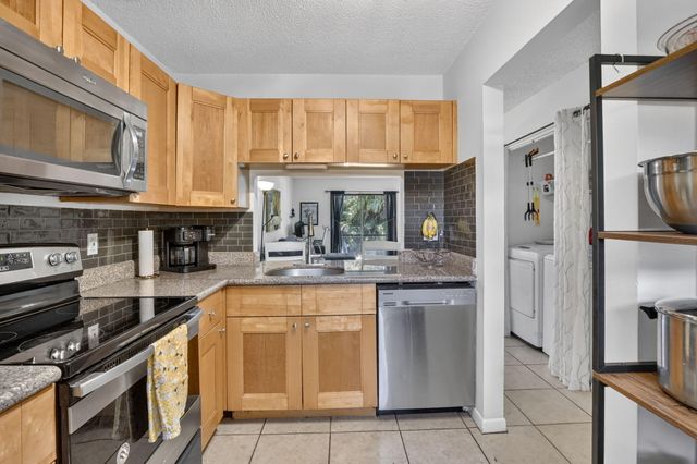 2950 NW 109TH Terrace, Sunrise, FL 33322