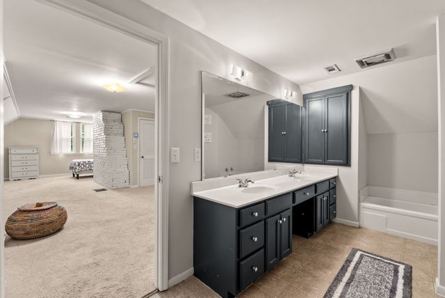 700 5th Ave, W, Springfield, TN 37172