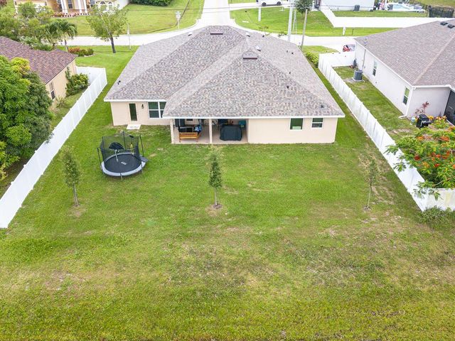 1399 SW Edinburgh Drive, Port St. Lucie, FL 34953
