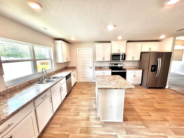 1399 SW Edinburgh Drive, Port St. Lucie, FL 34953