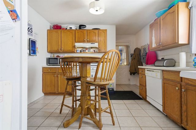 1101 Bunn Street, Bloomington, IL 61701