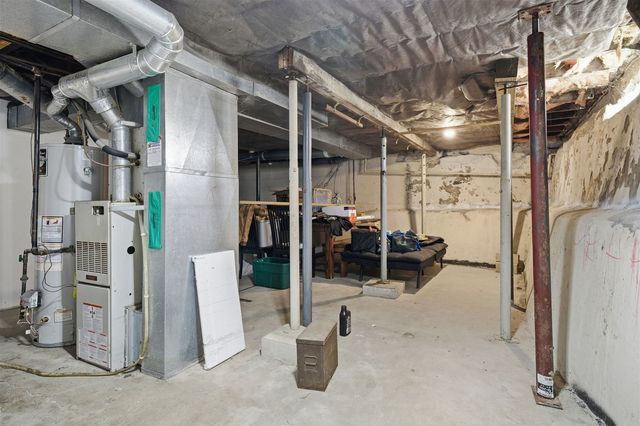 1101 Bunn Street, Bloomington, IL 61701