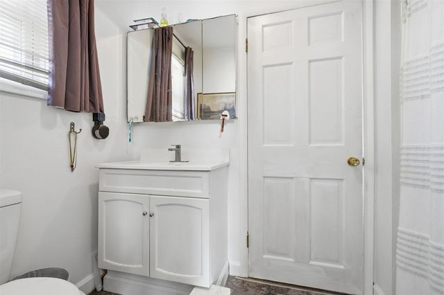 1101 Bunn Street, Bloomington, IL 61701