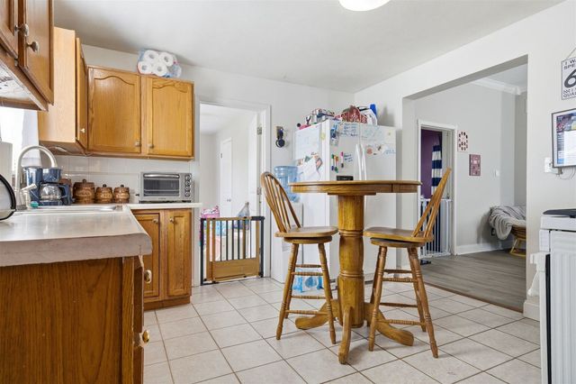 1101 Bunn Street, Bloomington, IL 61701