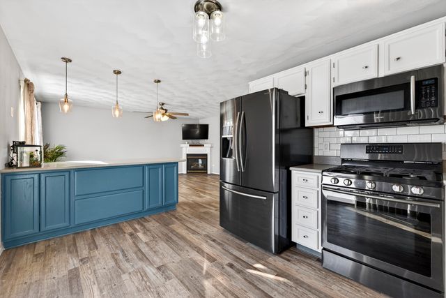 3379 PRAIRIE VIEW Drive, Rockford, IL 61114