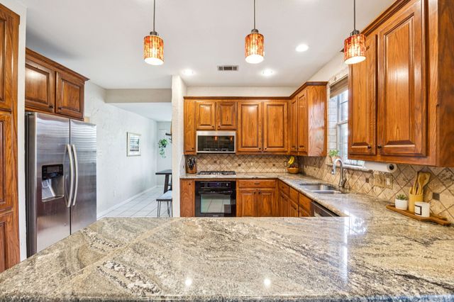 3216 Mercury Drive, Grapevine, TX 76051