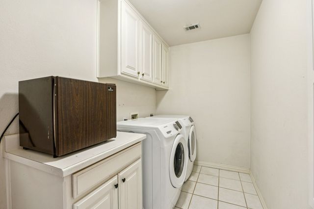 3216 Mercury Drive, Grapevine, TX 76051