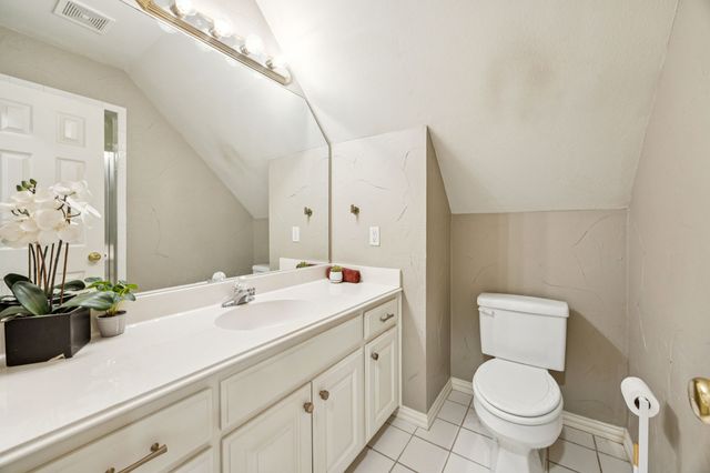 3216 Mercury Drive, Grapevine, TX 76051