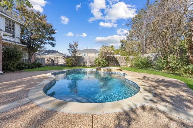 3216 Mercury Drive, Grapevine, TX 76051