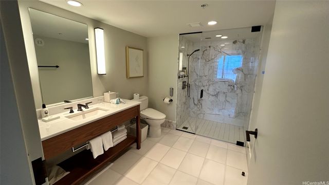 2139 Kuhio Avenue 2806, Honolulu, HI 96815