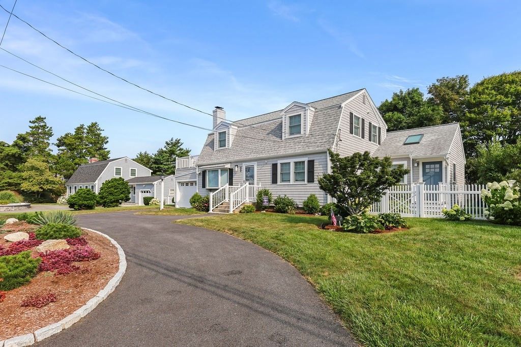 309 Wild Harbor Road, Falmouth, MA 02556