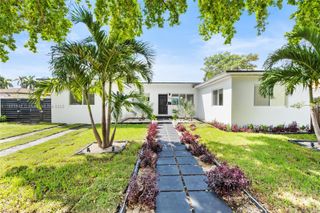 1581 Normandy Dr, Miami Beach, FL 33141