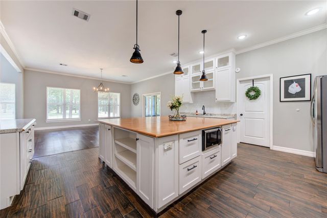 20531 Faye Street, Tomball, TX 77377
