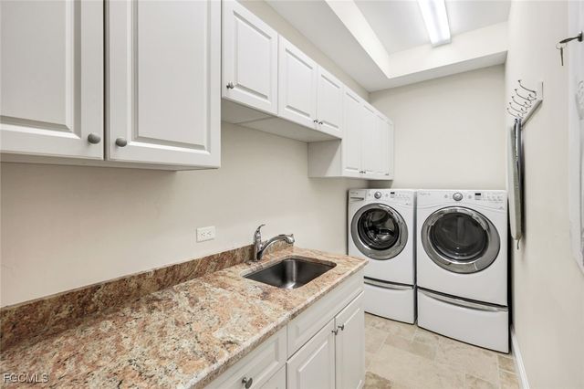 2304 El Dorado PKWY W, Cape Coral, FL 33914