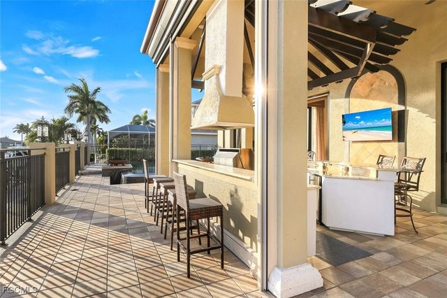 2304 El Dorado PKWY W, Cape Coral, FL 33914