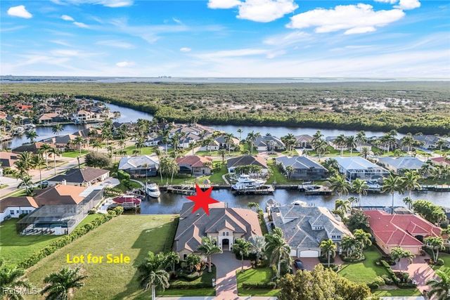 2304 El Dorado PKWY W, Cape Coral, FL 33914