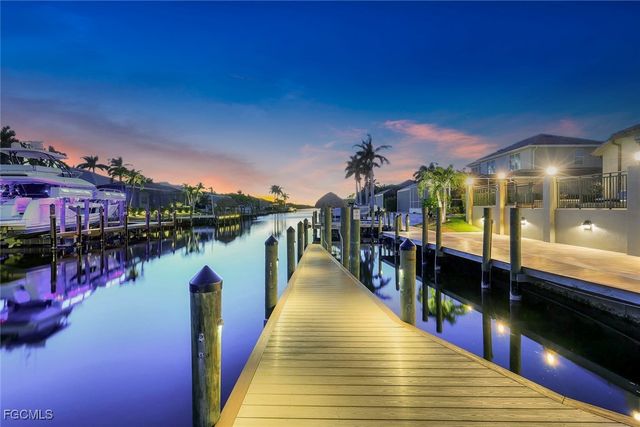 2304 El Dorado PKWY W, Cape Coral, FL 33914