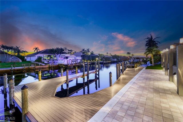 2304 El Dorado PKWY W, Cape Coral, FL 33914