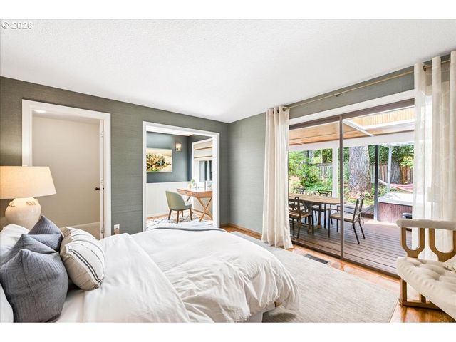 3435 LAKE GROVE Ave, Lake Oswego, OR 97035