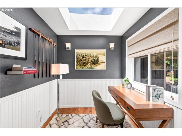 3435 LAKE GROVE Ave, Lake Oswego, OR 97035