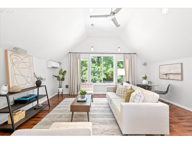 3435 LAKE GROVE Ave, Lake Oswego, OR 97035