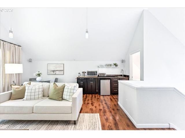 3435 LAKE GROVE Ave, Lake Oswego, OR 97035
