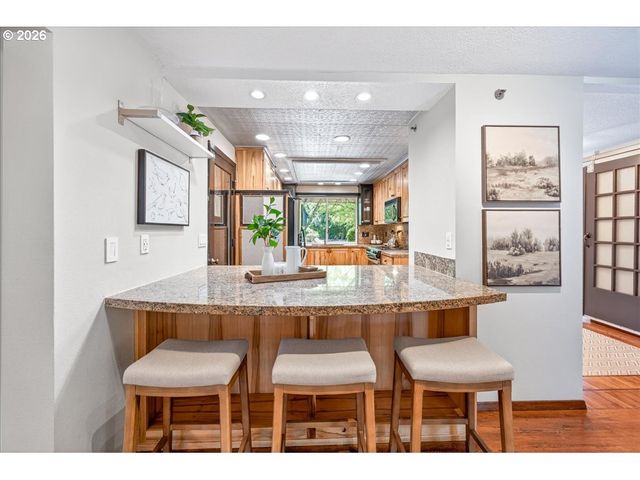 3435 LAKE GROVE Ave, Lake Oswego, OR 97035