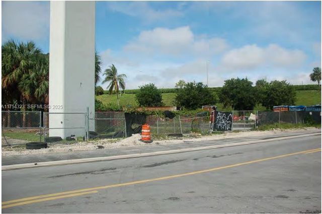 3632 NW 37 Avenue, Miami, FL 33142