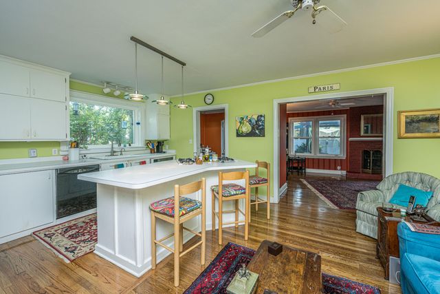 64 Clemson Street, Charleston, SC 29403