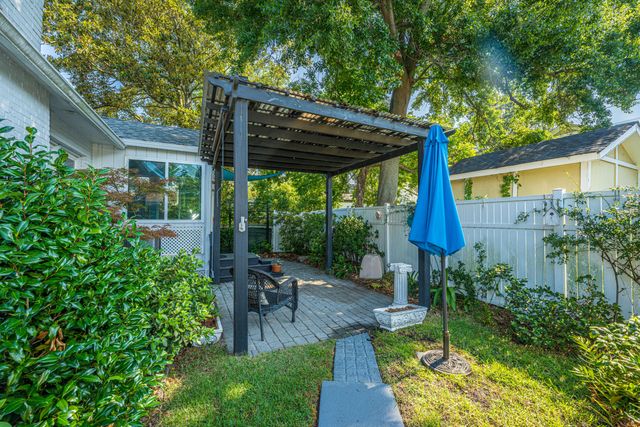 64 Clemson Street, Charleston, SC 29403