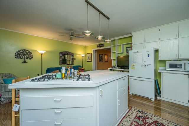 64 Clemson Street, Charleston, SC 29403