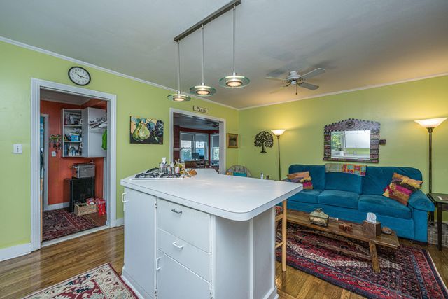 64 Clemson Street, Charleston, SC 29403