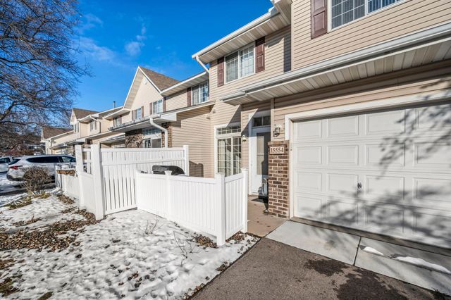 15554 Garnet Way, Apple Valley, MN 55124