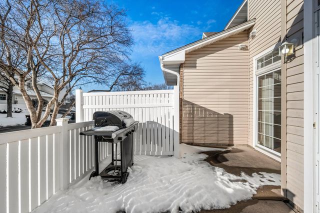 15554 Garnet Way, Apple Valley, MN 55124